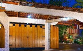 Costa Verde Inn